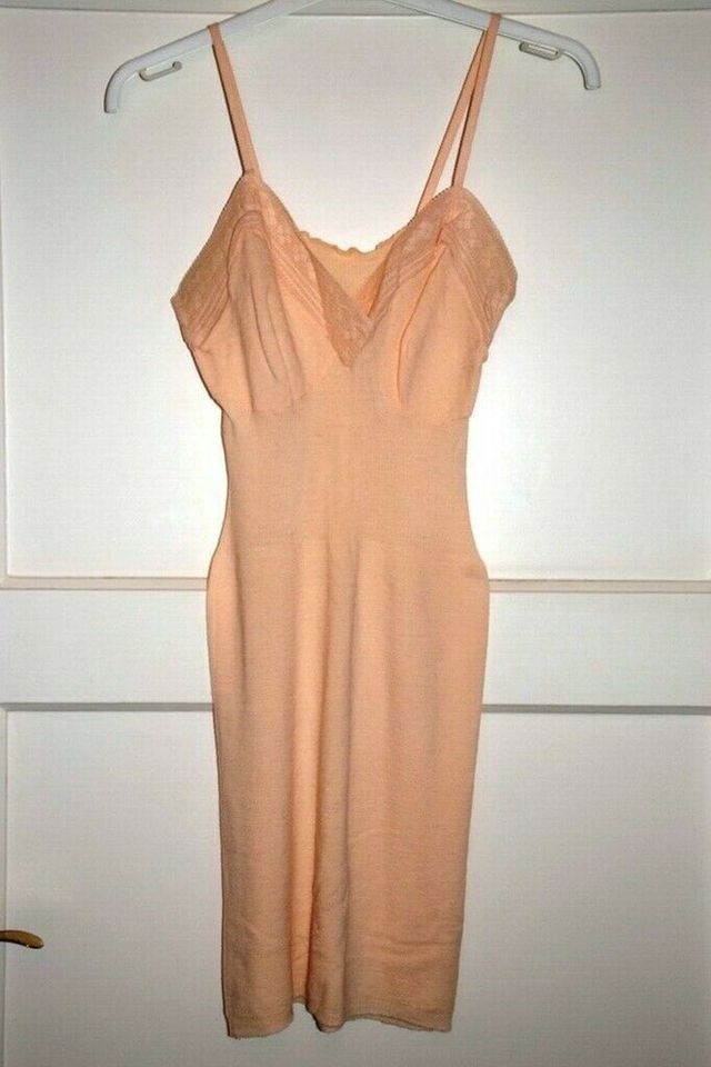 CALIDA Unterkleid, Wollkleid, 50er Jahre Kleid, True Vintage in Berlin -  Tempelhof | eBay Kleinanzeigen ist jetzt Kleinanzeigen