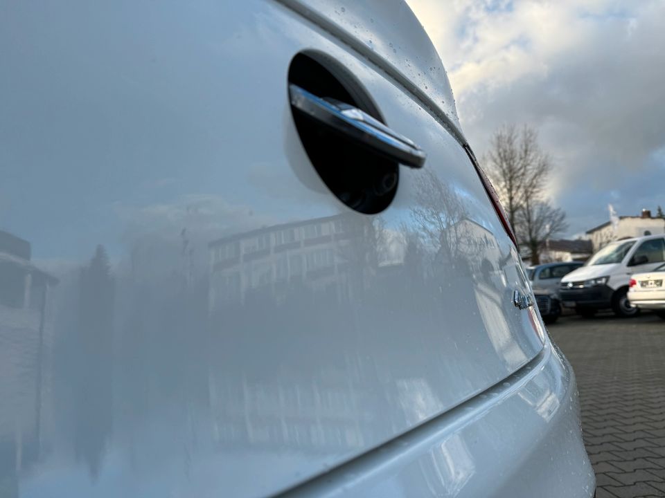 Mercedes GLC 300 Coupé Sport AMG Line Garantie *AHK*LED*54TK in Wiesbaden