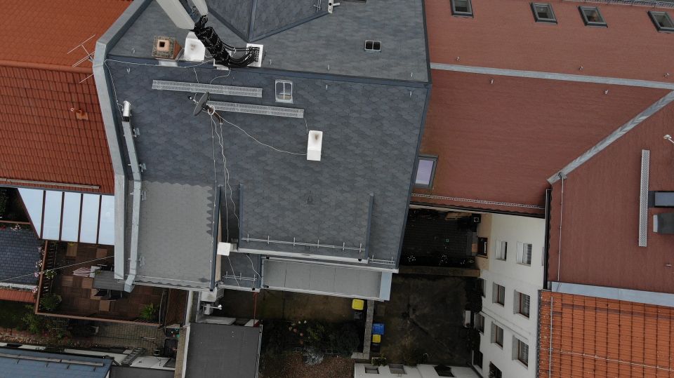 Kleines Mehrfamilienhaus mit großem Potenzial zur Kapitalanlage in Glauchau in Glauchau