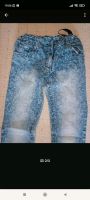 Jeans mit Print gr 140 gerades Bein straight Nordrhein-Westfalen - Brilon Vorschau