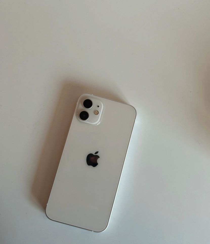 Apple iPhone 12 64 GB - Weiß in Köln