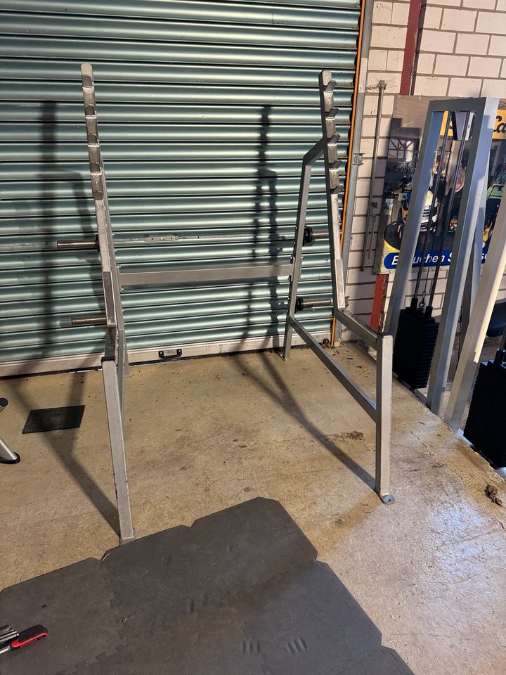 L&K Squat Rack Kniebeuge no gym80 no Hammer in Salzhemmendorf