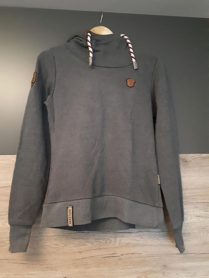 Naketano Kapuzenpullover Hoodie Größe S grau in Brunsbuettel