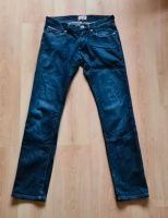 Tommy Hilfiger Herren Jeans Hose blau 31/34 sehr guter Zustand! Niedersachsen - Esens Vorschau