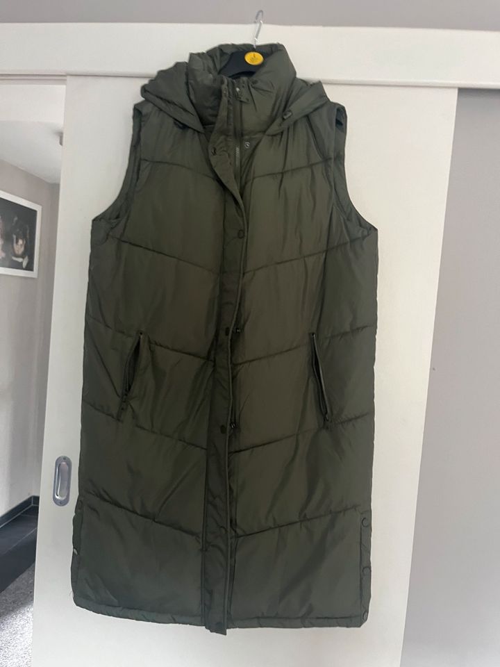 PRIMARK Weste Steppweste Long Damen Gr. M NEU in Waldbröl