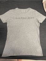 Calvin Klein Shirt grau L T-Shirt Nordrhein-Westfalen - Leverkusen Vorschau