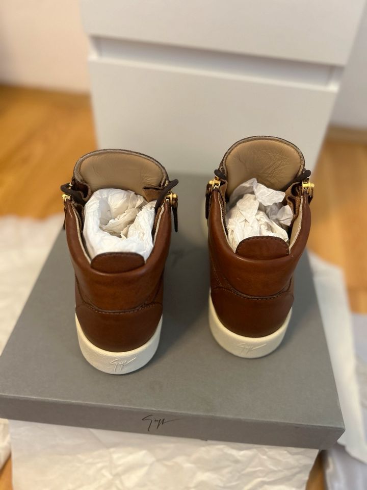 Giuseppe Zanotti leather Größe 40 in München