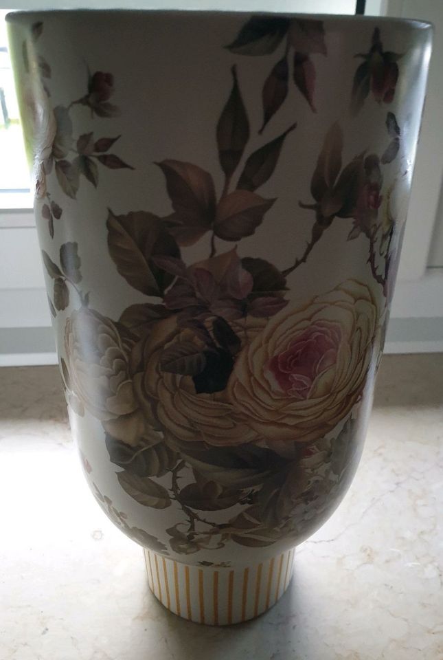 Hübsche Deko Vase von Kare Design, NEU in Willich