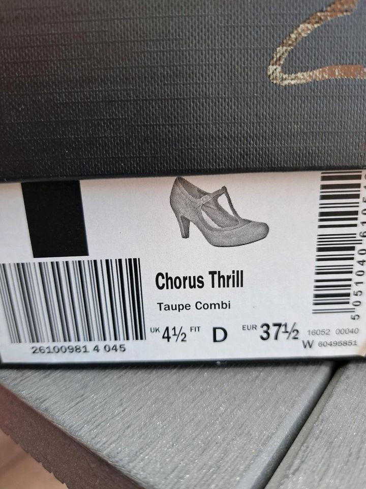 Clarks Pumps Damenschuhe Schuhe  Gr. 37,5  4 1/2 in Detmold