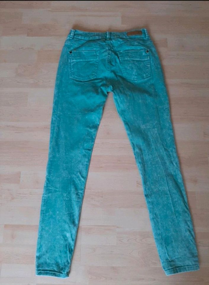 Jeans von Review in Gr M (ggfs schon Gr S) in Enger