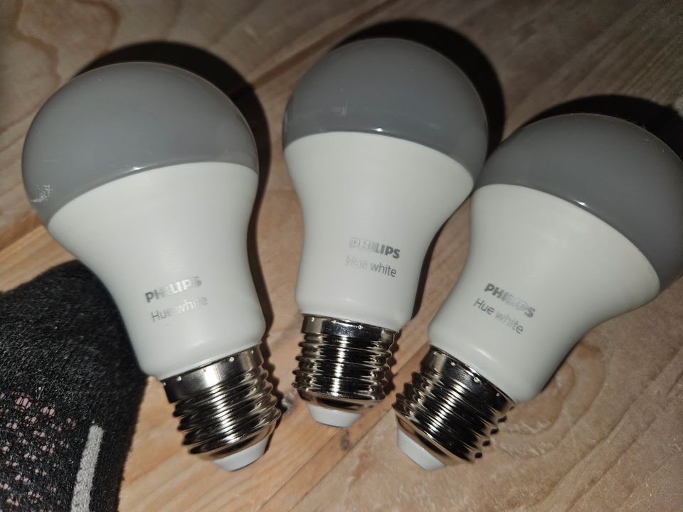 Philips Hue White E27 in Syke