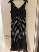Kleid, Gr. 38/40. schwarz-weiß gepunktet. Neu! Sachsen-Anhalt - Barleben Vorschau