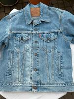 LEVIS Jeansjacke GrS für Herren , super Zustand Nürnberg (Mittelfr) - Südstadt Vorschau