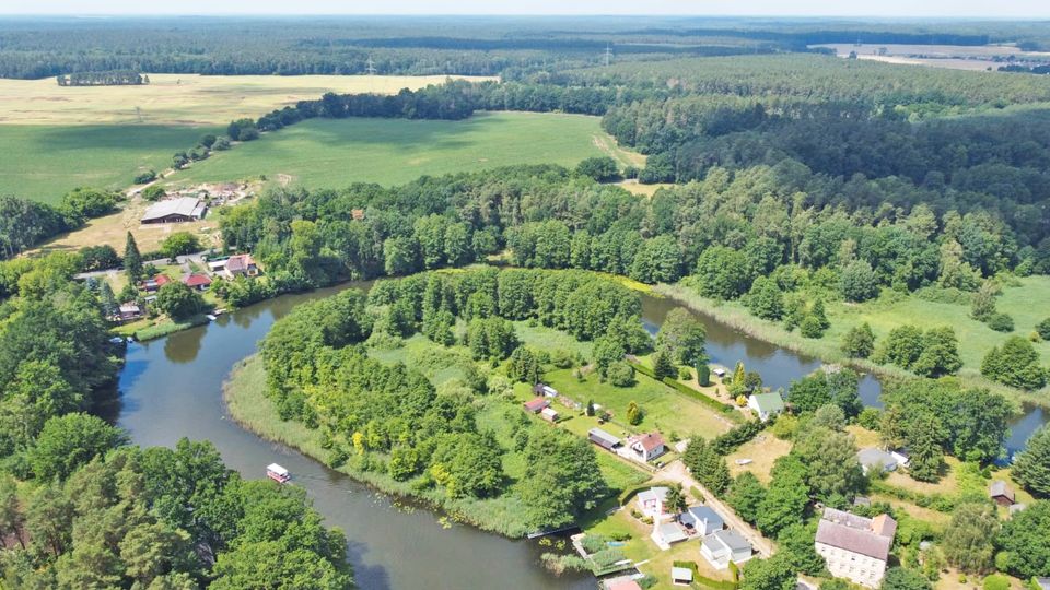 Provisionsfrei für den Käufer…Große Immobilie mit eigenem Steg und Bootshaus! in Fürstenberg/Havel