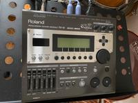 Roland TD12 Drummodul e Drum Modul Hessen - Kassel Vorschau