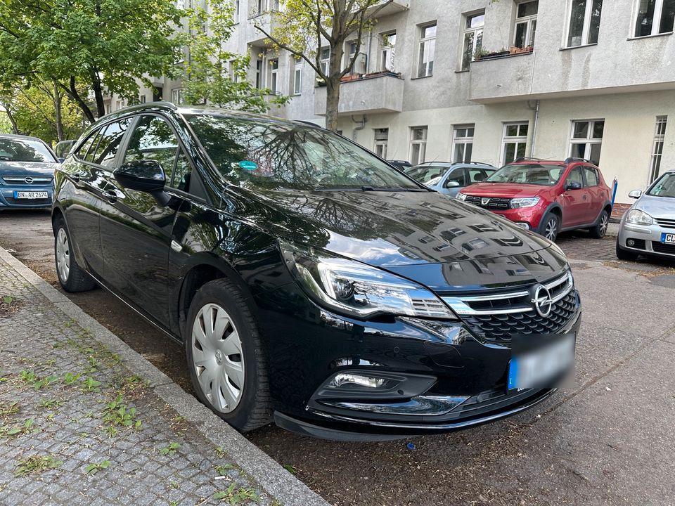 Opel Astra K 1,6 Diesel Navi Automatik in Berlin