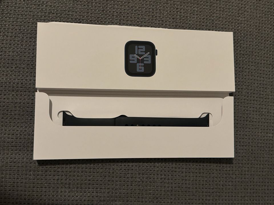 Apple Watch SE (Gen 2) 44mm in Ötisheim