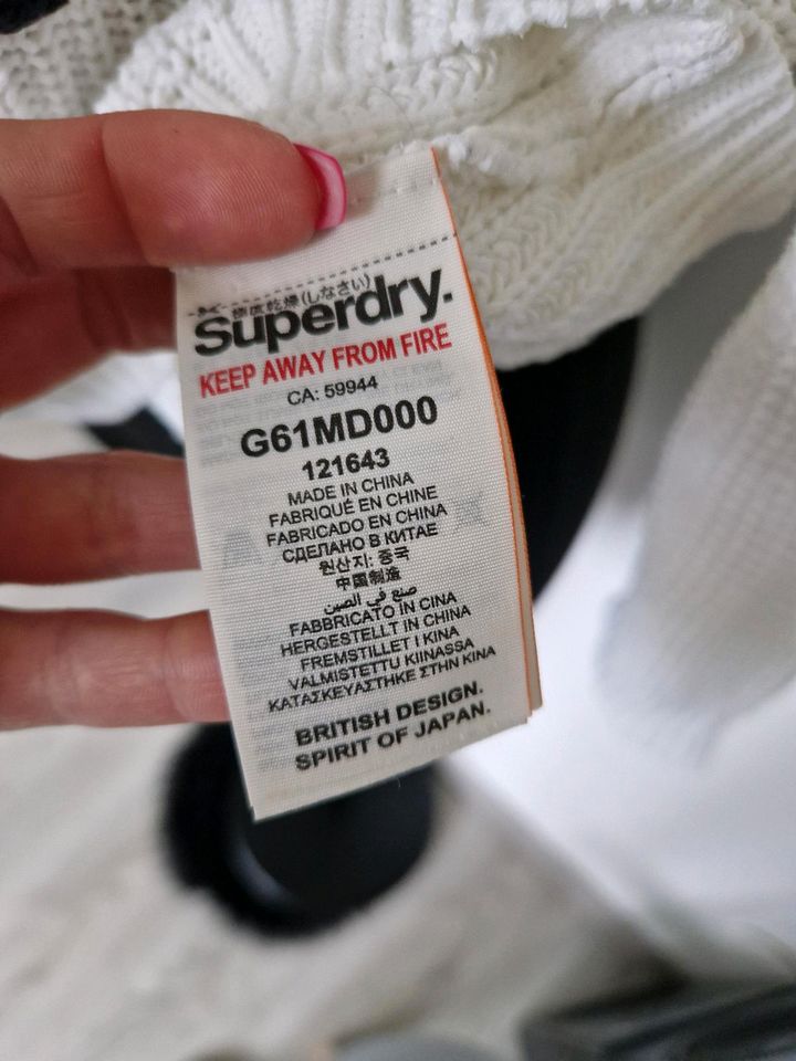 Superdry Damen Pullover Strick S wie 36 38 Creme in Lauenbrück