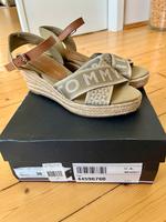 Tommy Hilfiger Sandalen Gr.36 wie neu!!! Hessen - Bad Wildungen Vorschau