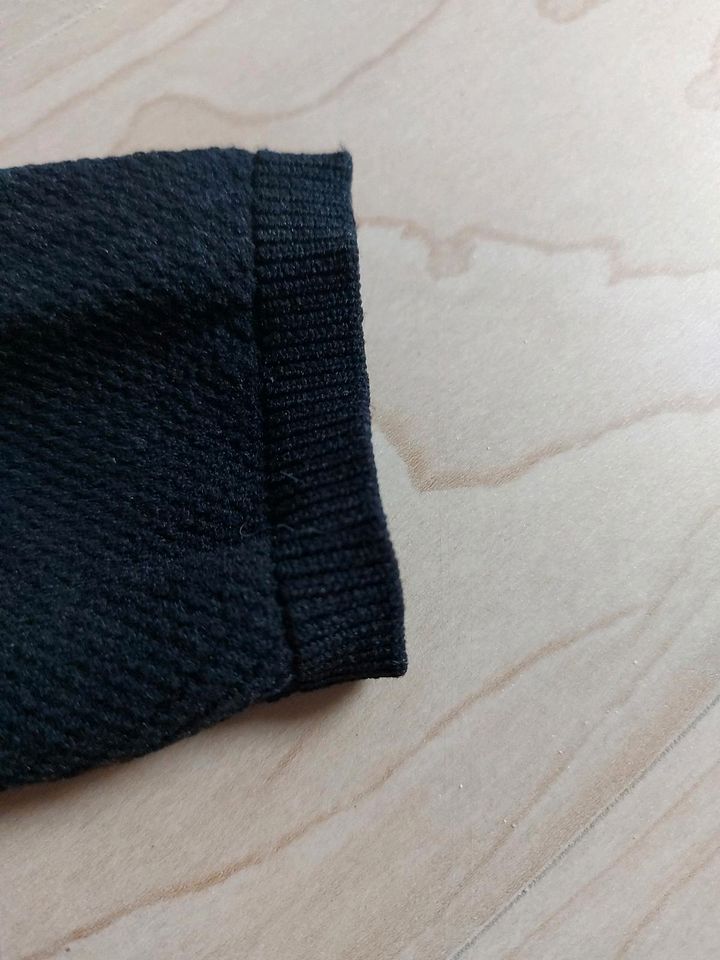 Crop Pulli  Bershka dünn  Gr. S Shirt Langarm in Untermünkheim