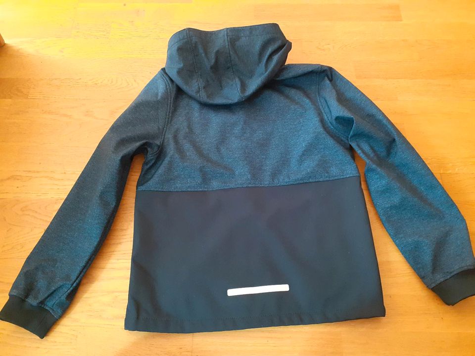 Übergangsjacke Softshelljacke Steppjacke H&M 152+158 in Düsseldorf