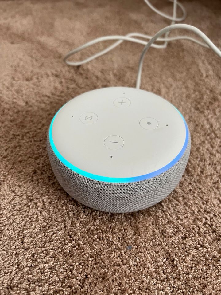 Amazon - Echo Dot - 3. Generation - grau in Dohna