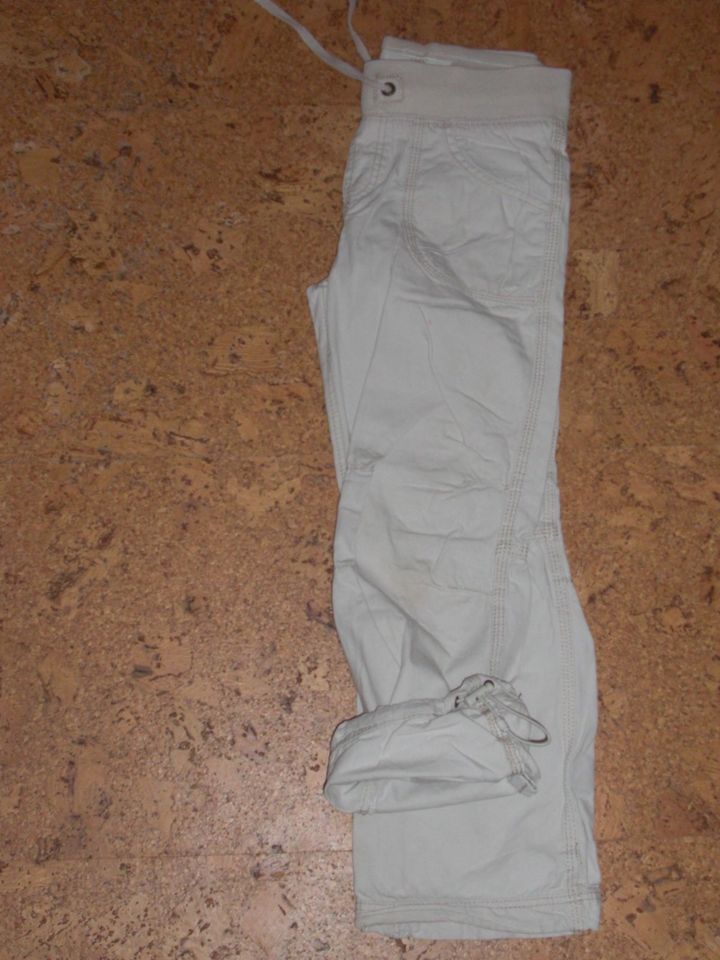 H&M Hose Stoffhose  Schlüpfhose gr. 122  gr. 128  Mädchen in Negenborn