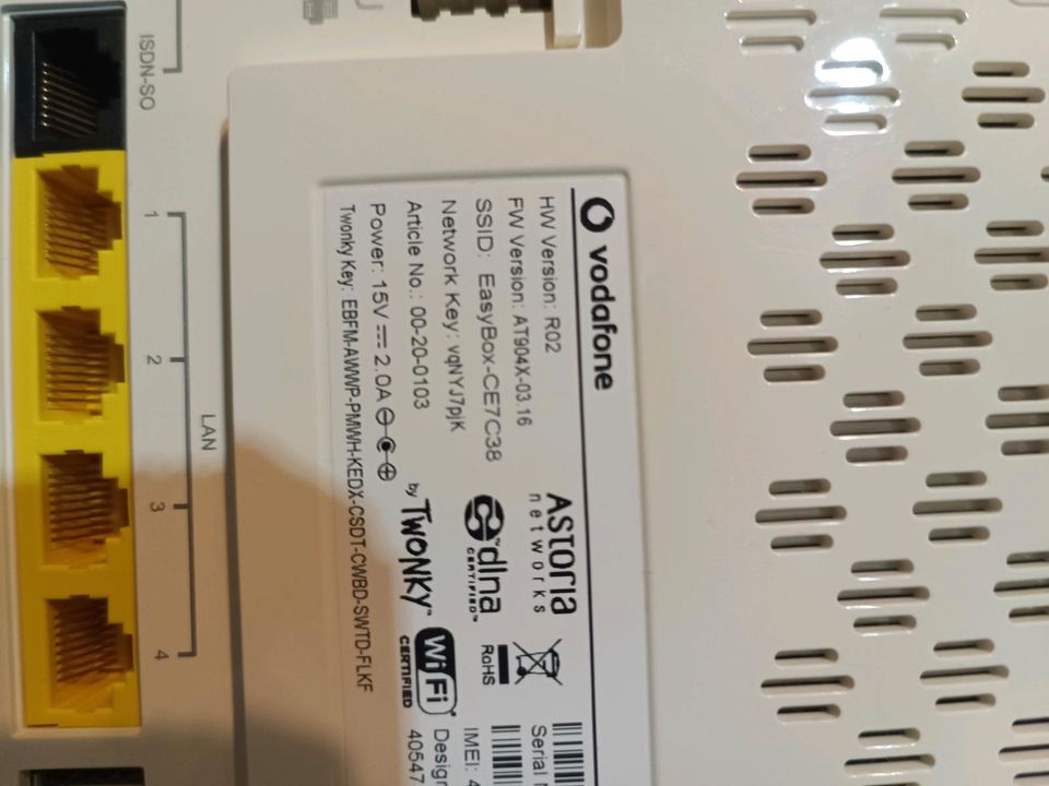 DSL Vodafone EasyBox 904 xDSL CE7C38 in Neunkirchen a. Brand