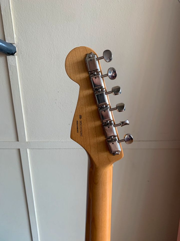 Fender Stratocaster 1960s “Classic Series” Vintage  Style in Berlin