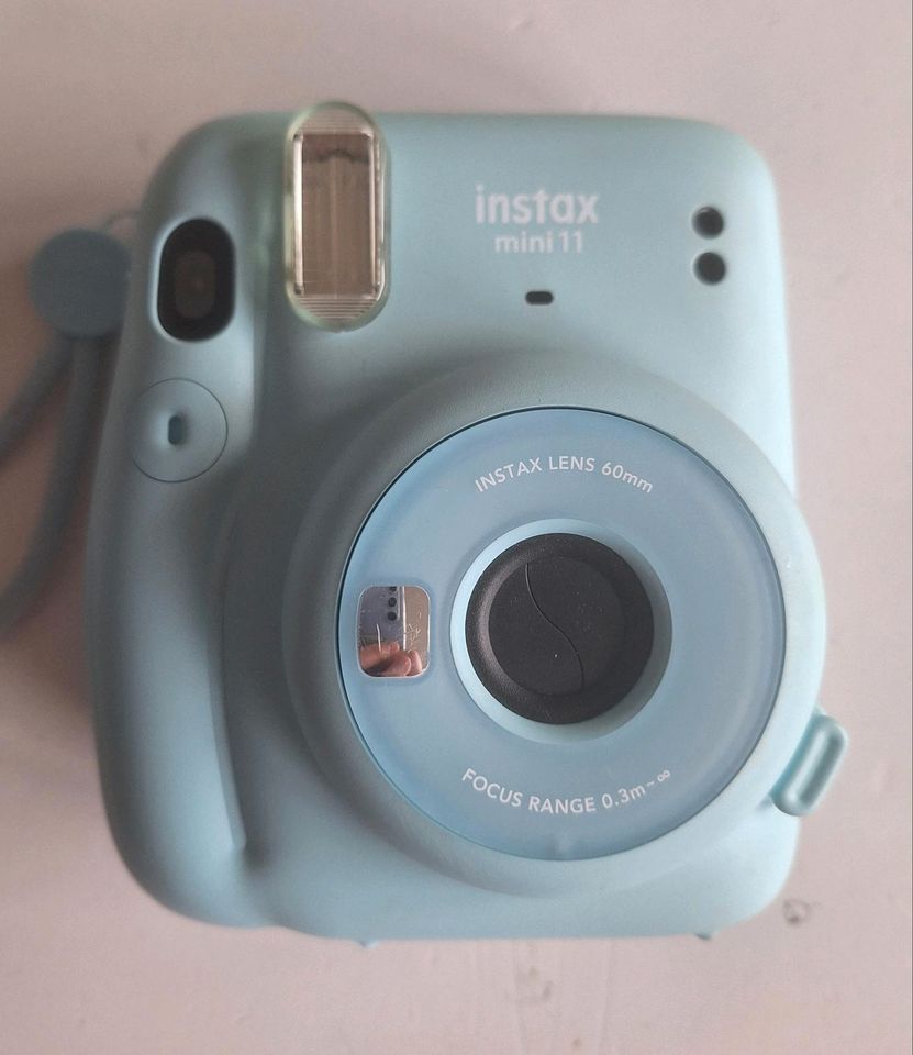 Instax Mini 11 Polaroid Sofortbild Kamera hellblau/türkis in Warendorf