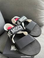 Love Moschino Damen stretch Sandalen schwarz Gr.40 Neu Nordrhein-Westfalen - Olpe Vorschau