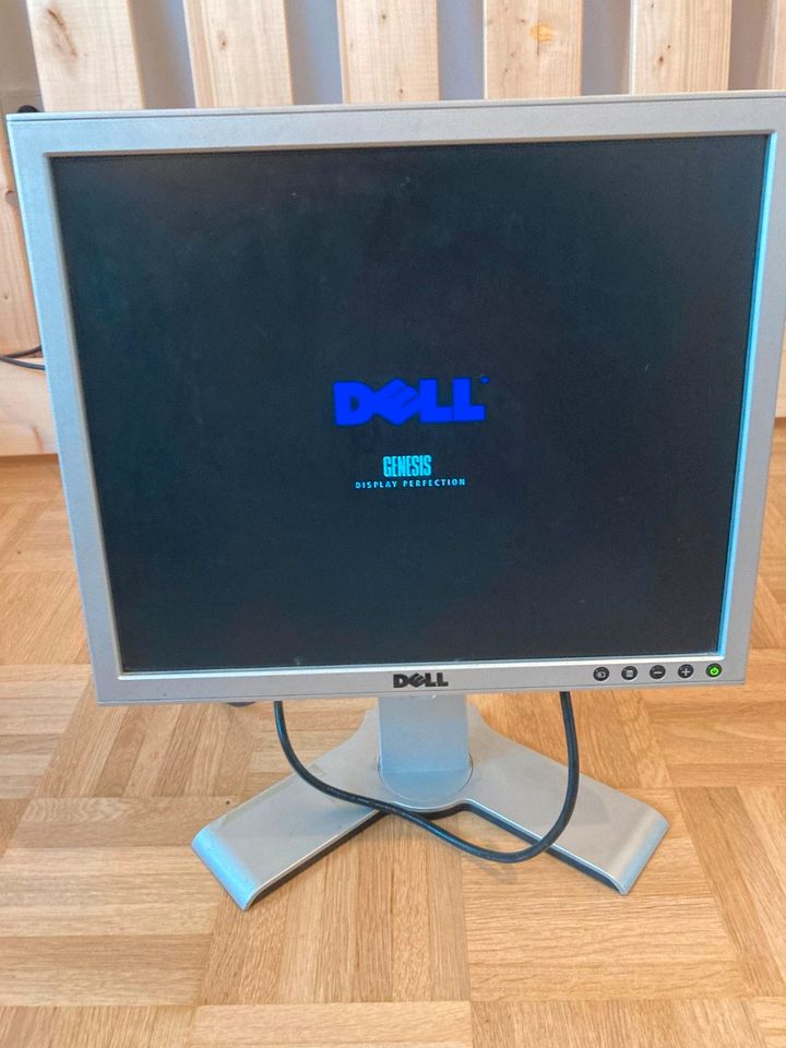DELL PC Bildschirm 17 " Flach LCD Dell 4:3 in München
