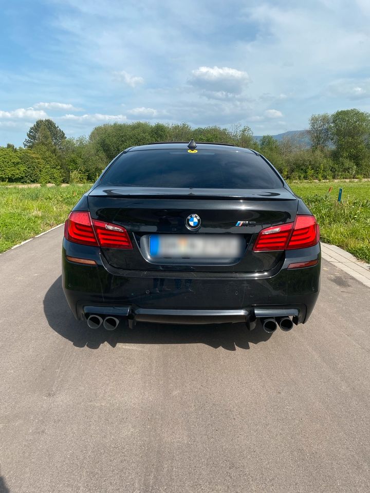 BMW 550i | M5 Optik & Sound | *TOP*HEAD UP*PANO*CAM* in Bühlertal