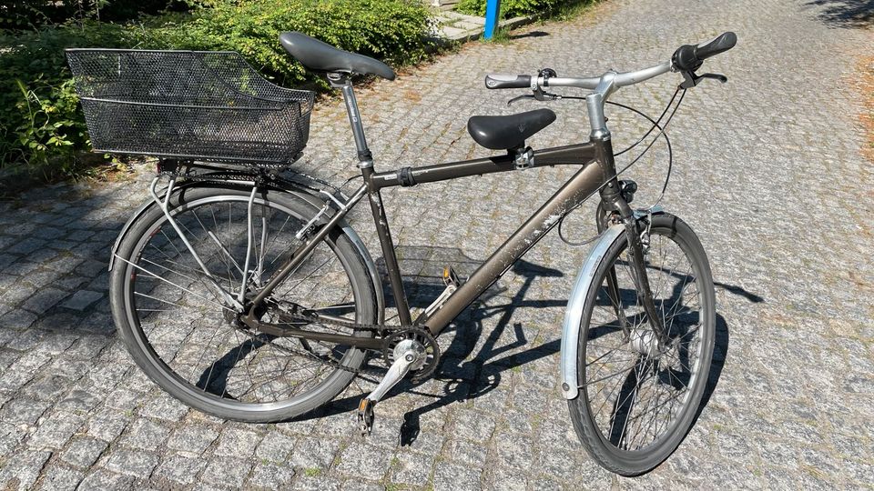 Herren City Fahrrad - Citylite Comp Hercules 28er in Berlin