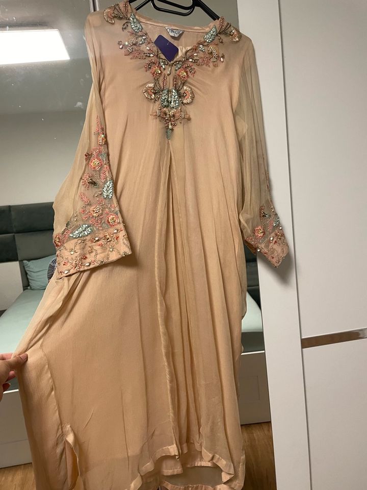 Maxikleid Bollywood Kleid indisch pakistanisch Kameez in Bayern - Würzburg  | eBay Kleinanzeigen ist jetzt Kleinanzeigen