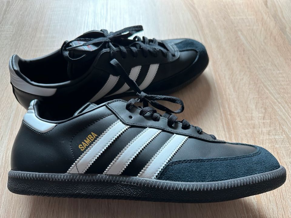 Adidas „Samba“ Sneaker  Größe 46 / UK 11   „Fabrikneu“ in Frankfurt am Main