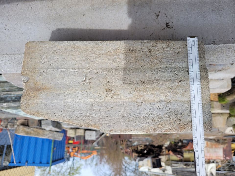 Betonrandsteine grau neuwertig 0,50m bis 1,0m x 0,3m Bordsteine in Bayreuth