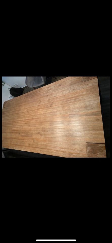 Esszimmer Tisch Holz in Hameln