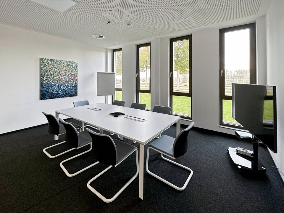 Buchen Sie einen reservierten Coworking-Arbeitsplatz oder Hot Desk in Regus Monheim, Rheinpromenade in Monheim am Rhein