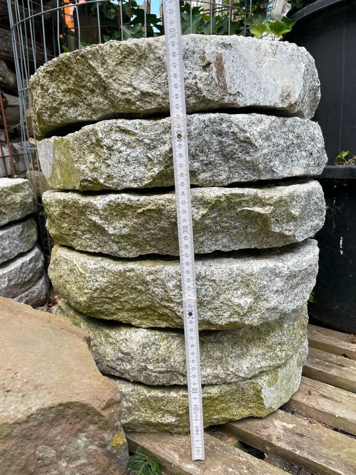 Trittsteine Granit ca. 45cm Durchmesser in Vechelde