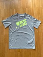 Graues Nike Dri-Fit Sporttshirt Herren Gr: XL Bayern - Goldbach Vorschau