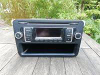 VW Autoradio RCD 210 aus einem T5.2 Duisburg - Duisburg-Süd Vorschau