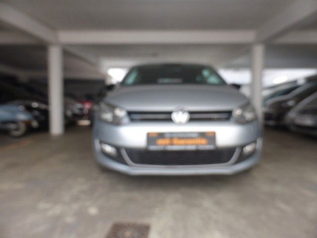 Volkswagen Polo V Style in Düsseldorf