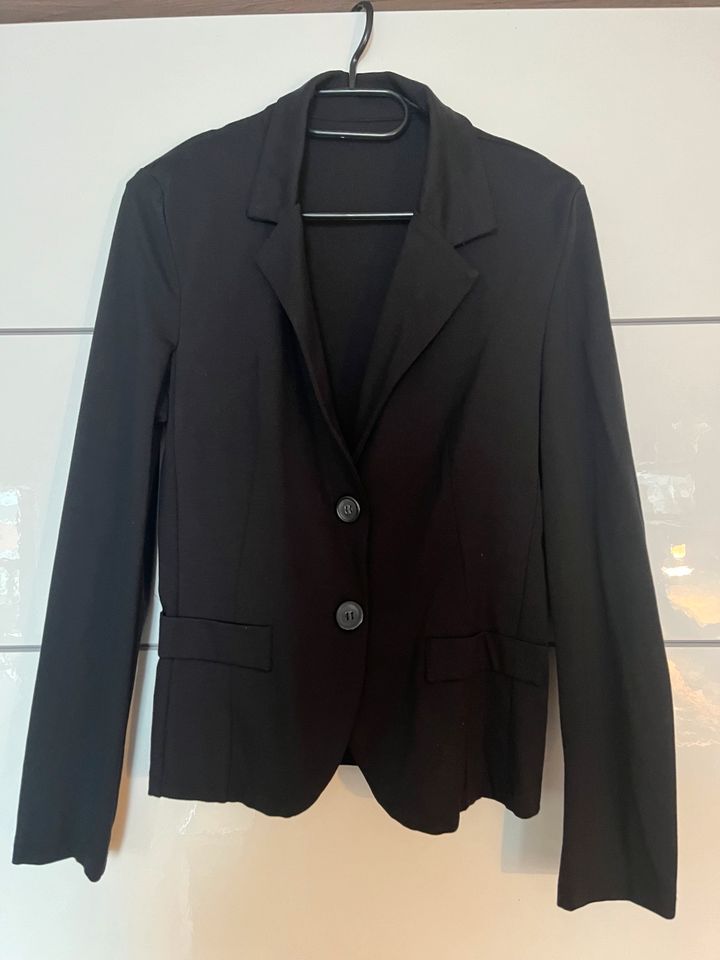 Blazer Jacke schwarz Gr.M in Geldern