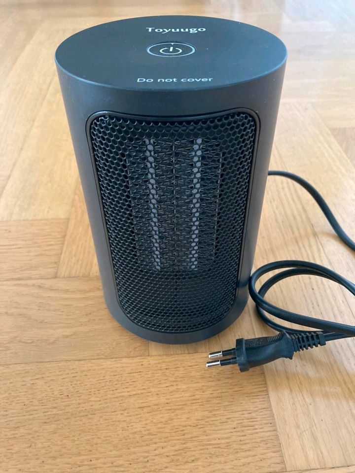 Portable Electric Heater von Toyuugo Heizgerät Heizlüfter in Düsseldorf