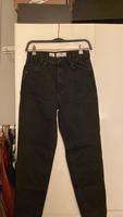 schwarze straight  mom jeans basic highwaist Hessen - Heppenheim (Bergstraße) Vorschau