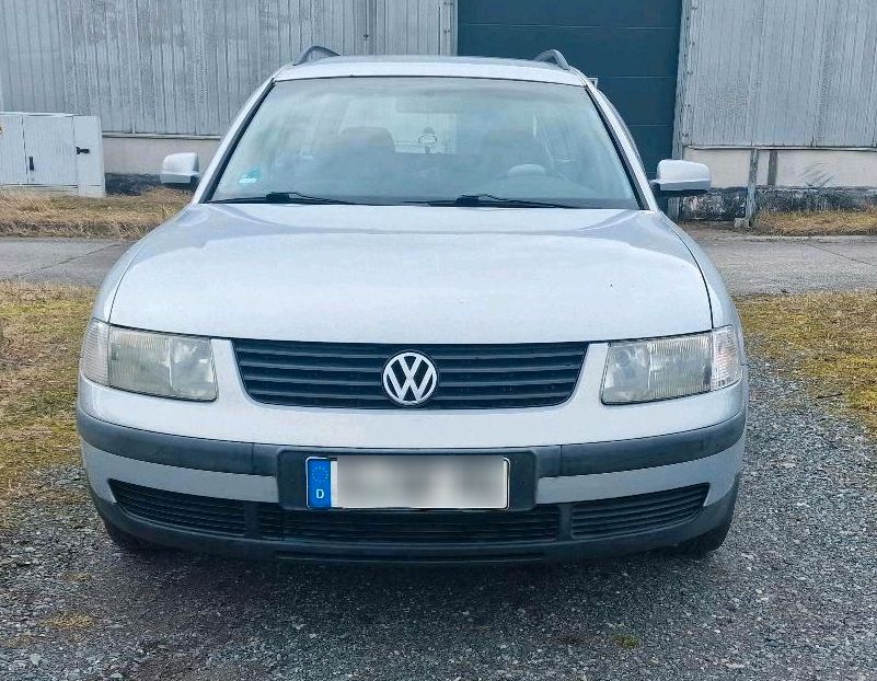 VW Passat 3B 1.6 in Syrau