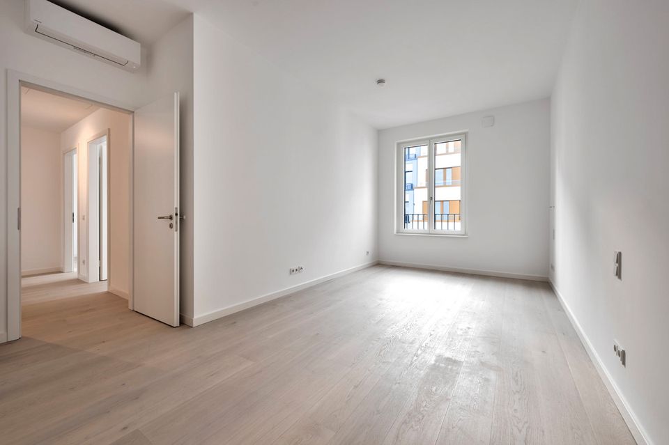 Erstbezug in Top-Lage: Penthouse mit XXL-Aufdachterrasse, EBK und Klimatisierung in Berlin