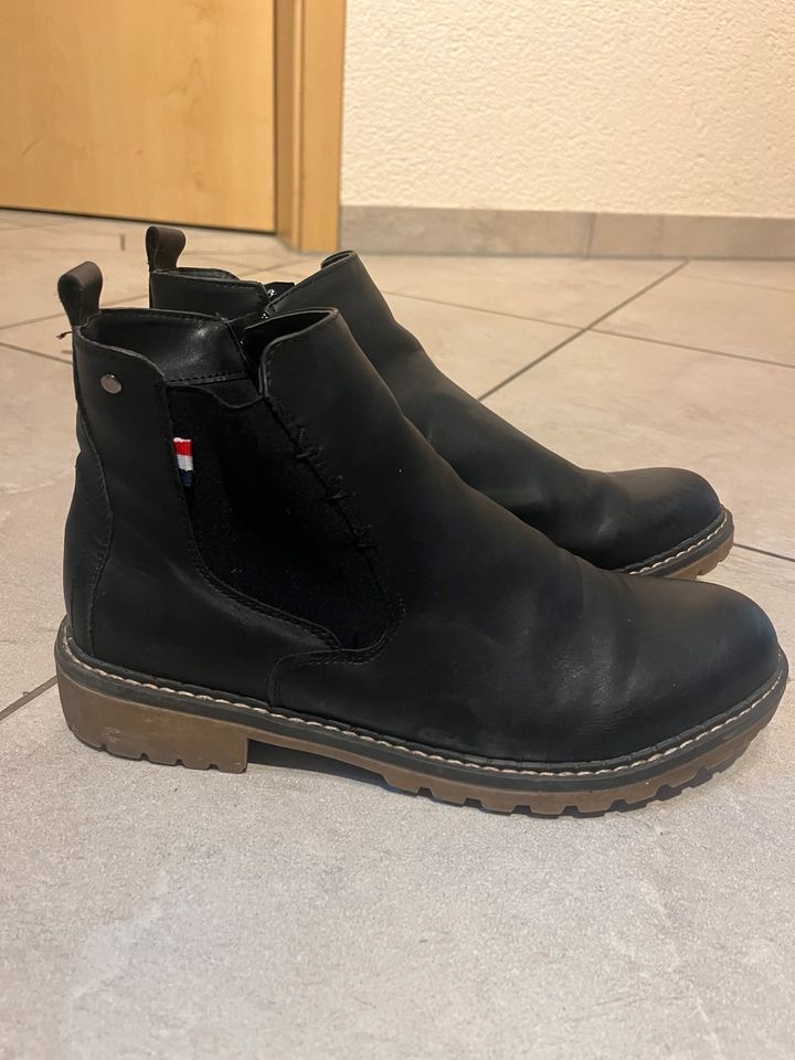 Damenschuhe, Chelsea Boots Größe 42 von Ambellis neuwertig in Hohentengen