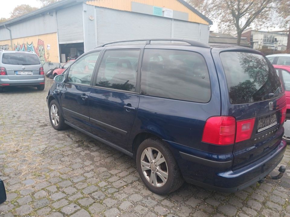 Seat Alhambra Reference in Bonn